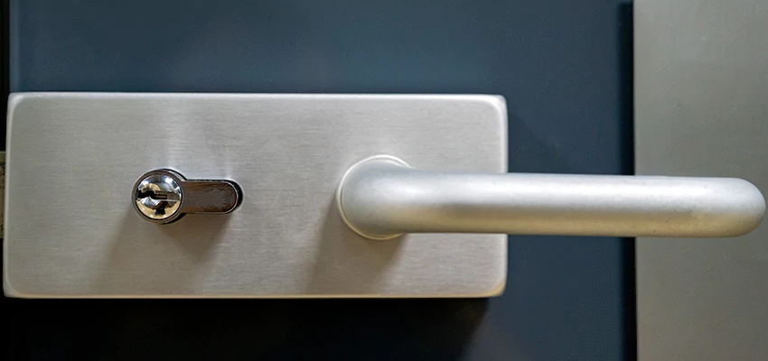 Change Patio Door Locks in Williams, California